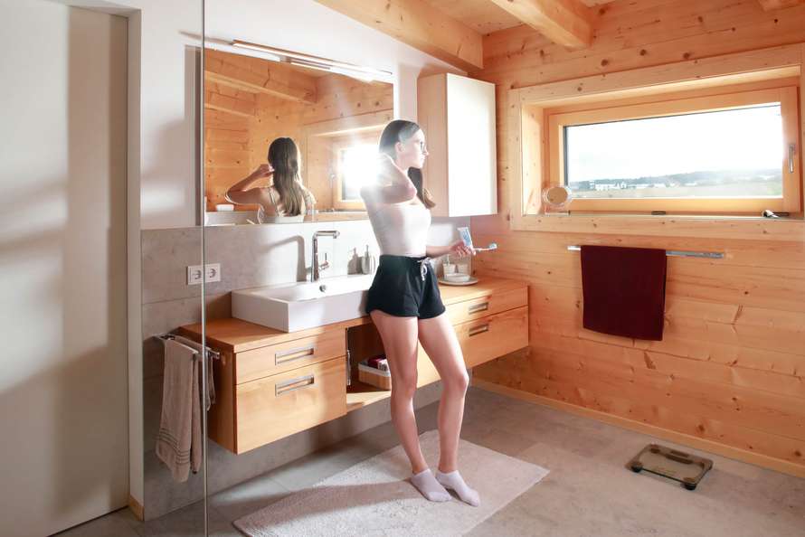 Massivholz-Badezimmer in Buche  